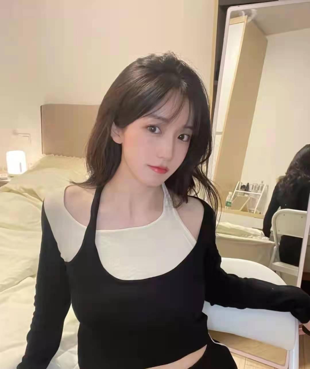 分享一个年轻兼职妹妹